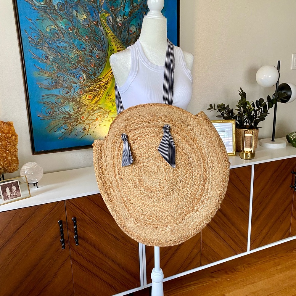 JUTE Shoulder Bag - Extra Large | 22.5" W | 21" T